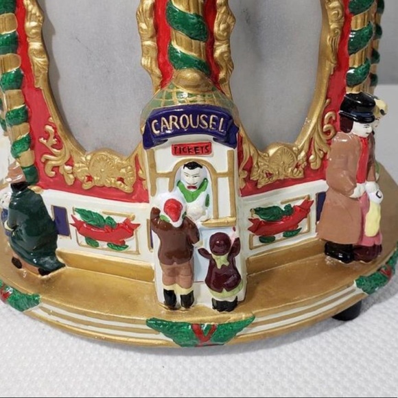Rare Vintage Mr Christmas Moving Lighted Carousel - Picture 11 of 12